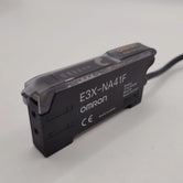Sensor fotoeléctrico detección alta velocidad PNP, 12 a 24 VDC 35 mA (Max.), tiempo de respuesta:  20 ?s, amplificador de fibra digital, pre-alambrado 2m.