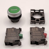 M22-DG-X1-K11 Kit Botón pulsador plano, color verde, momentáneo, símbolo l + Adaptador + Contacto NA+NC
