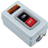 botónera metálica CNTD autobloqueo encendido/apagado (ON/OFF)  arranque directo. 3P 30A 380VAC 3.7Kw. Medidas 10x5.7x5cm