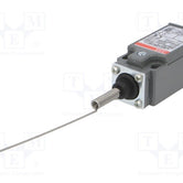 Interruptor de límite compacto de 30 mm de ancho con varilla flexible y resosrtes metálicos