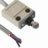 Interruptor de límite compacto, actuador émbolo biselado(Bevel plunger), SPDT, 5A-250VAC - 4A-30VDC.