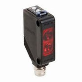Sensor fotoelectrico serie E3Z, Haz de luz roja, Retroreflectivo, distancia de sensado 2 a 80mm, conector M8 PNP